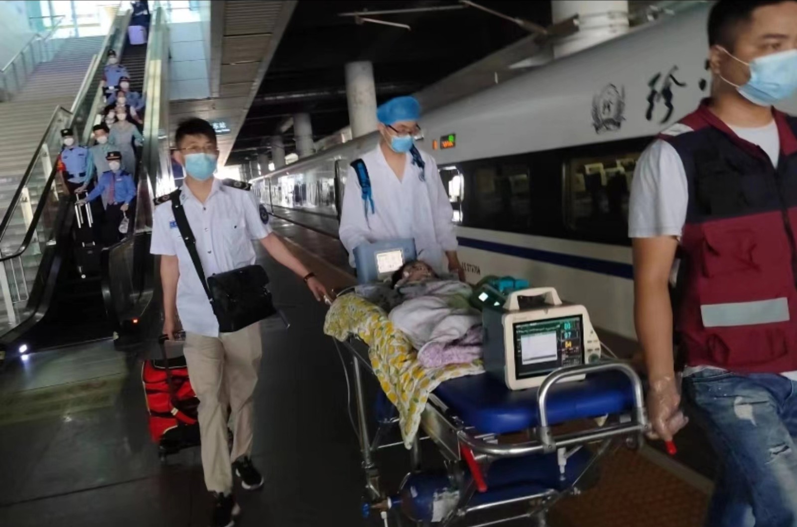 疏附县高铁转运公司